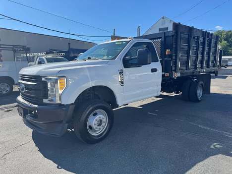 ford f-350 super duty chassis cab 2017 1FDRF3H66HEE08500 image ford f-350 super duty chassis cab 2017 1FDRF3H66HEE08500 image